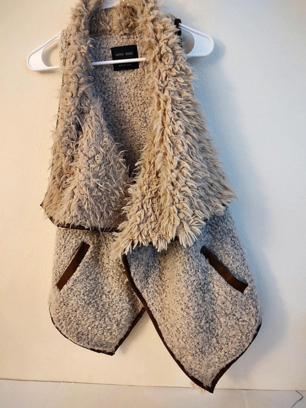 Love Tree Faux Fur Open Vest Gray & Brown Small